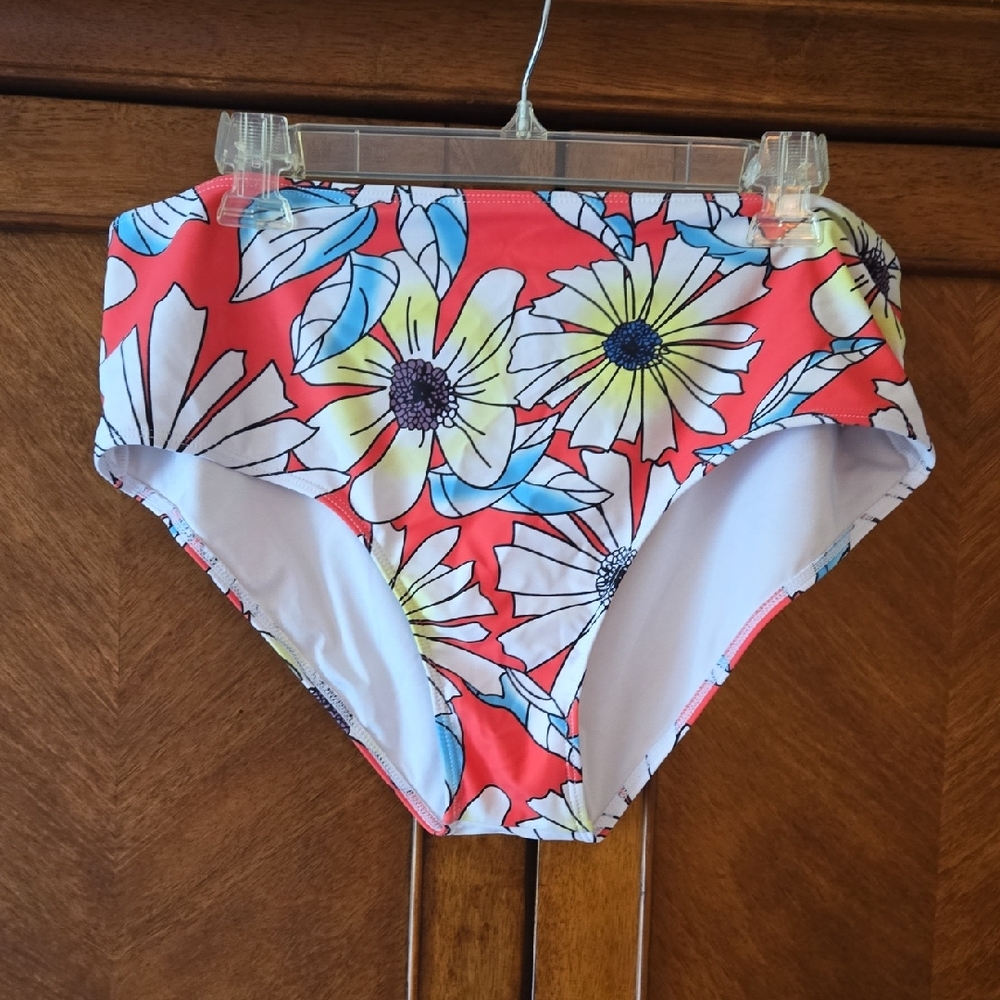 Cupshe Red and White Bikini Swimwear